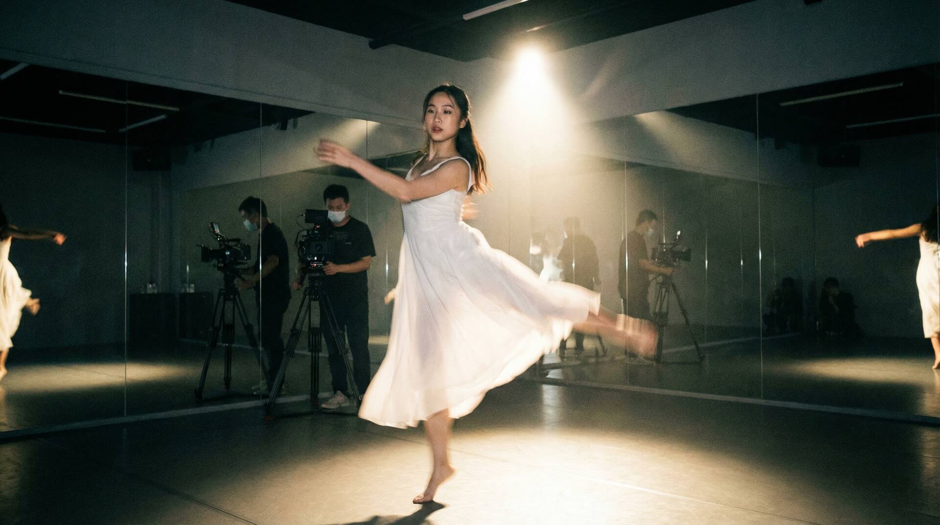 成人视频舞蹈视频